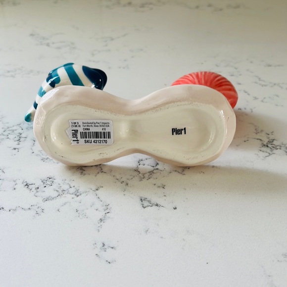 Pier 1 Shell and Fish salt and pepper shaker set - Picture 8 of 9